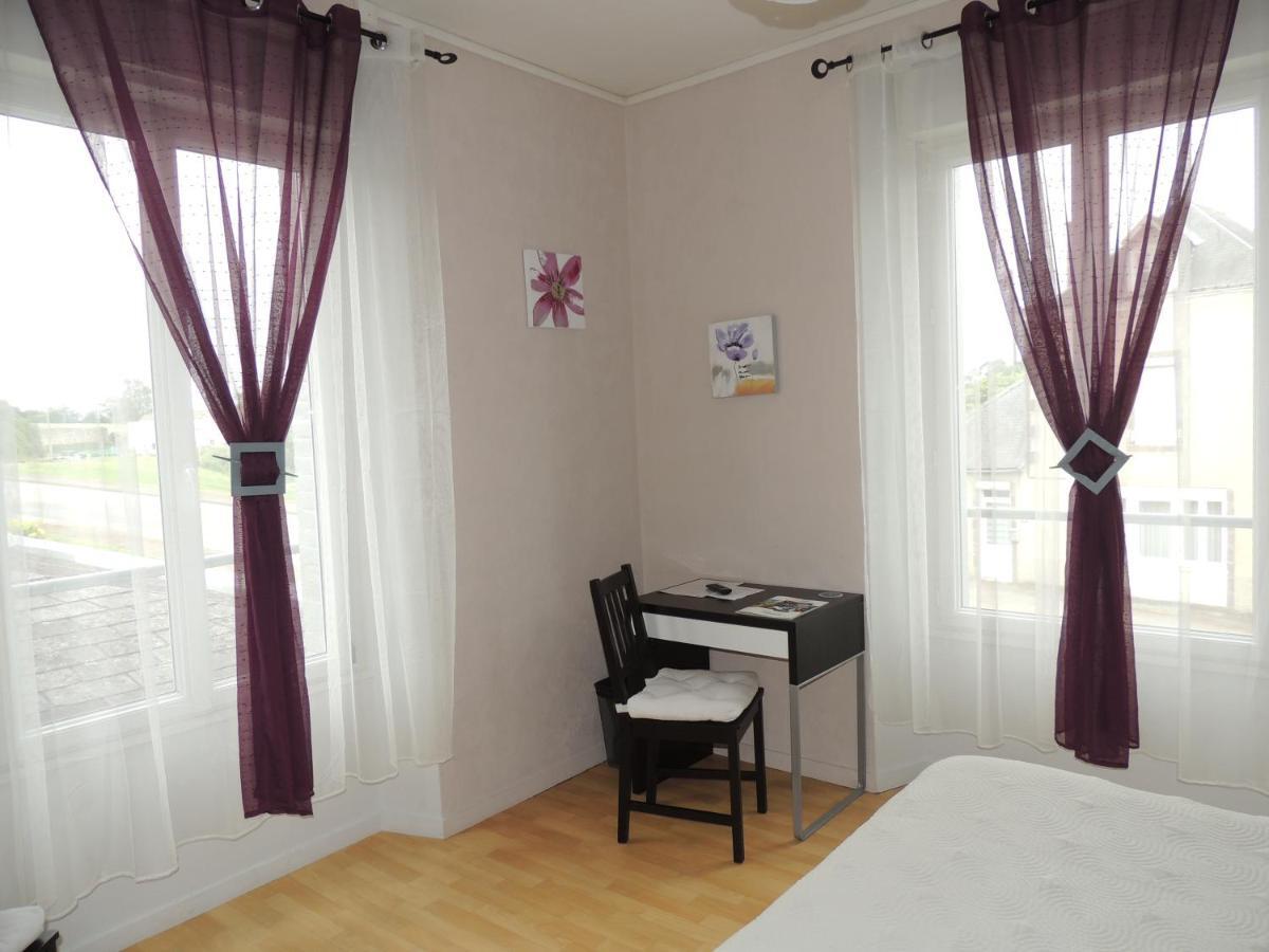 Hotel Le Gue de Genes Ambrieres Les Vallees Habitación foto